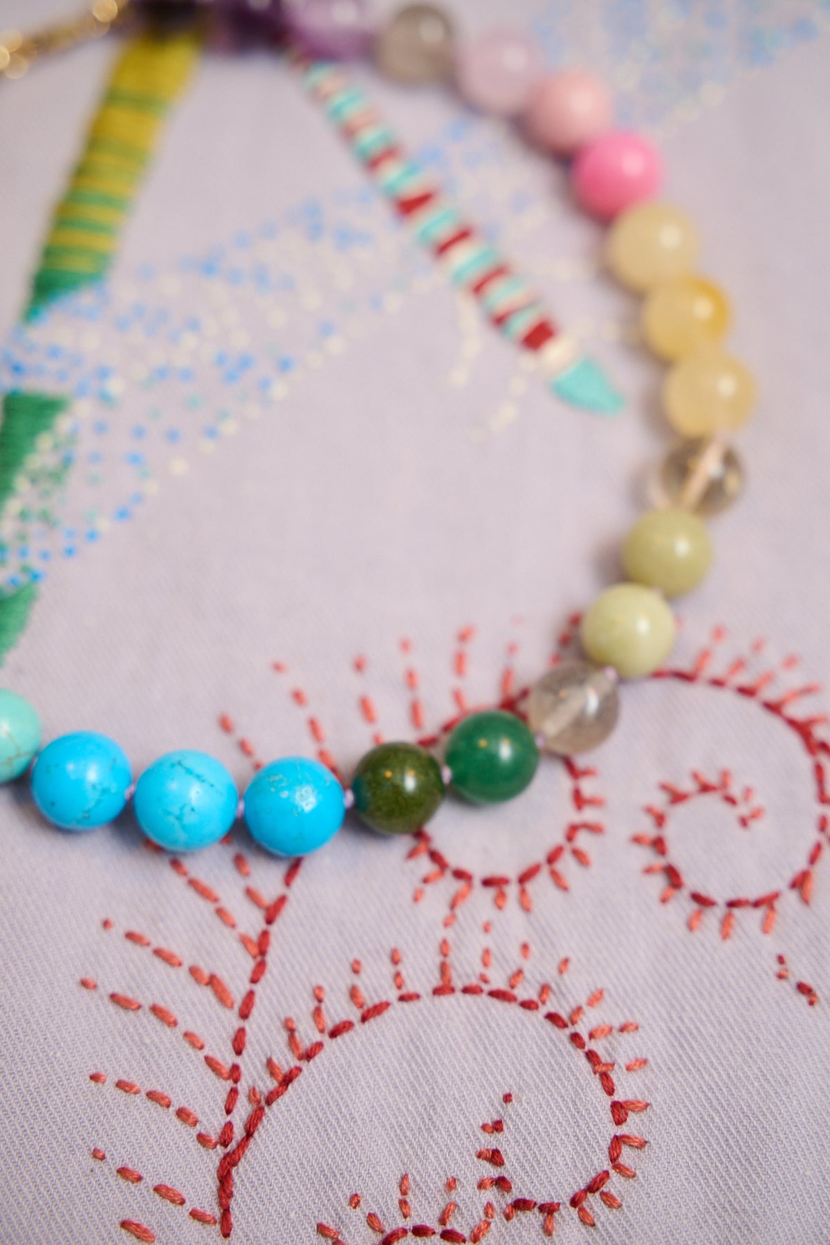 Rainbow large chunky choker