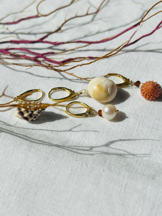 Pearl and shell earrings